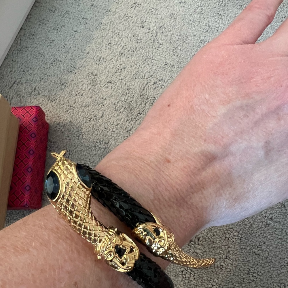 Snake bracelet